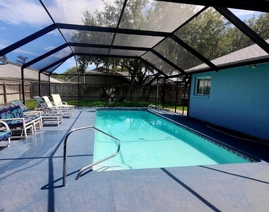 10 Blackfoot Court - Photo Thumbnail 18