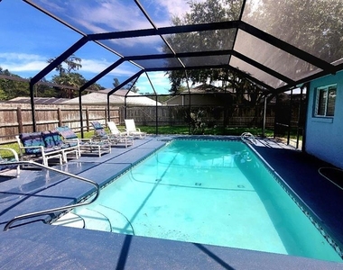 10 Blackfoot Court - Photo Thumbnail 17