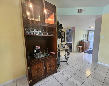 1448 Churchill Circle - Photo Thumbnail 8