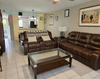 1448 Churchill Circle - Photo Thumbnail 12