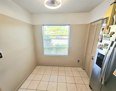 1448 Churchill Circle - Photo Thumbnail 7