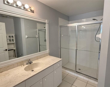 3620 Pine Oak Circle - Photo Thumbnail 11