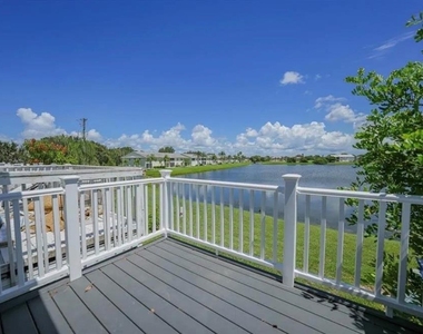 26272 Rampart Boulevard - Photo Thumbnail 11