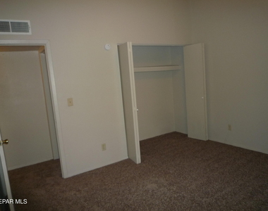 11128 Wharf Cove Drive - Photo Thumbnail 8