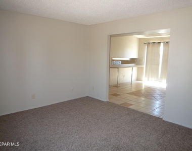 11128 Wharf Cove Drive - Photo Thumbnail 2