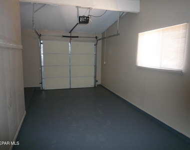 11128 Wharf Cove Drive - Photo Thumbnail 6