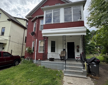918 Winchester Avenue - Photo Thumbnail 9