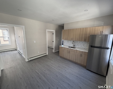82-86 Waldorf Avenue - Photo Thumbnail 8