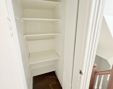 139 Poplar Street - Photo Thumbnail 15