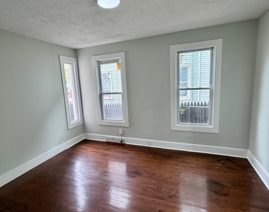 139 Poplar Street - Photo Thumbnail 29