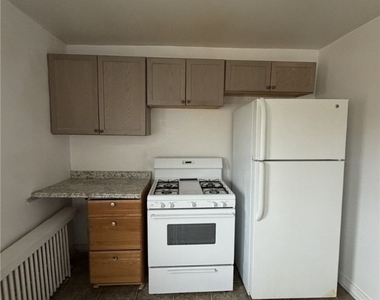 5839 Darlington Rd - Photo Thumbnail 13