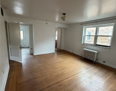 5839 Darlington Rd - Photo Thumbnail 5