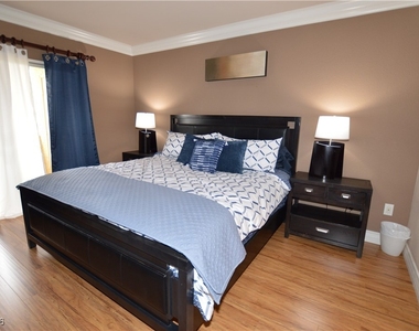 270 E Flamingo Road - Photo Thumbnail 5