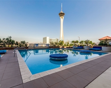 200 W Sahara Avenue - Photo Thumbnail 16