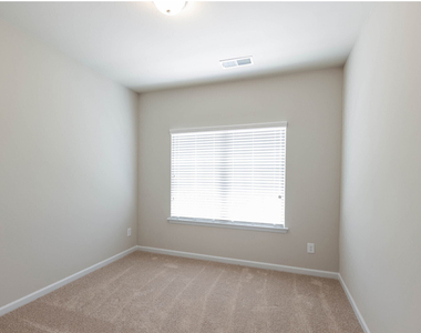 151 Cherokee Rose Drive - Photo Thumbnail 9