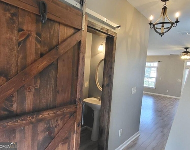 45 Newnan Lakes Drive - Photo Thumbnail 19