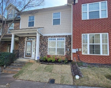 45 Newnan Lakes Drive - Photo Thumbnail 2