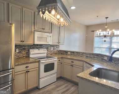 45 Newnan Lakes Drive - Photo Thumbnail 16