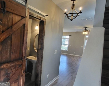 45 Newnan Lakes Drive - Photo Thumbnail 9