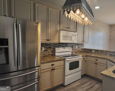 45 Newnan Lakes Drive - Photo Thumbnail 29