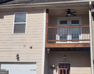 45 Newnan Lakes Drive - Photo Thumbnail 3