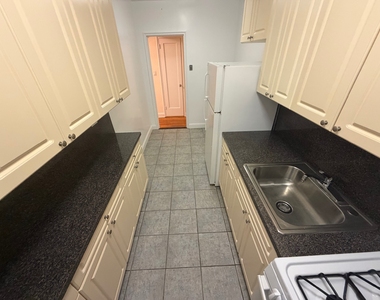 36-35 167th Street - Photo Thumbnail 5