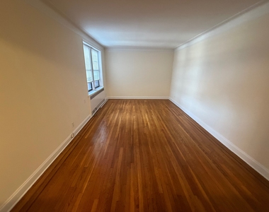 36-35 167th Street - Photo Thumbnail 8