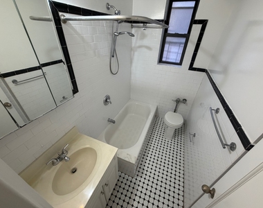 36-35 167th Street - Photo Thumbnail 14