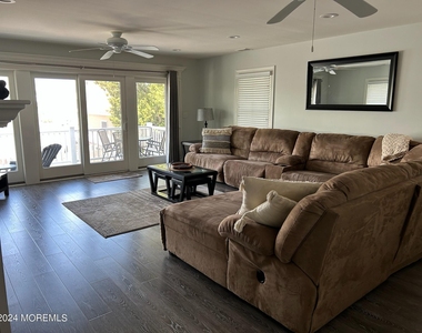 111 Jersey City Avenue - Photo Thumbnail 9