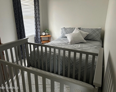 111 Jersey City Avenue - Photo Thumbnail 5