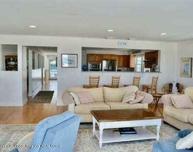 2 Bridge Avenue - Photo Thumbnail 14