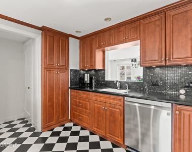 608 Corlies Avenue - Photo Thumbnail 9