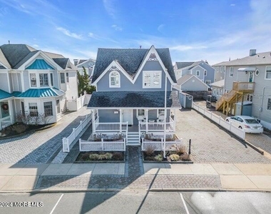 12 Reese Avenue - Photo Thumbnail 10