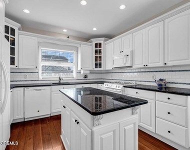 12 Reese Avenue - Photo Thumbnail 4