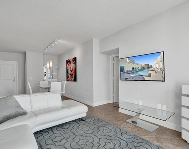350 Se 2nd Street - Photo Thumbnail 11