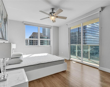 350 Se 2nd Street - Photo Thumbnail 13