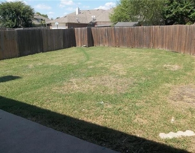 2820 Deer Ridge Drive - Photo Thumbnail 13