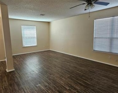 2820 Deer Ridge Drive - Photo Thumbnail 1