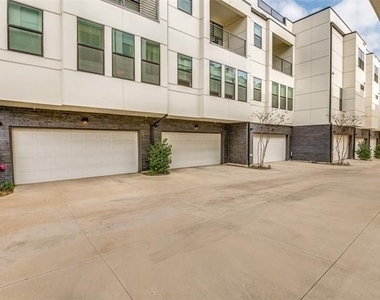 1813 Park Avenue - Photo Thumbnail 2