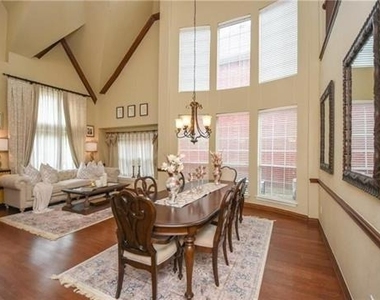 3245 Forestbrook Drive - Photo Thumbnail 1