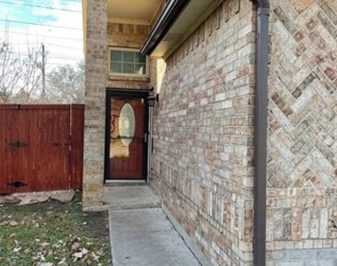 2917 Roxboro Road - Photo Thumbnail 1