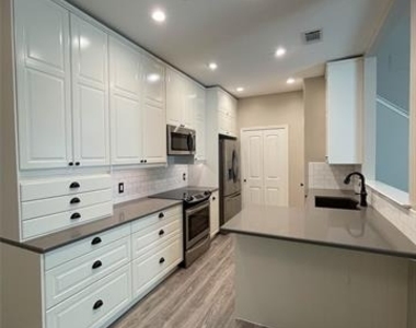 2917 Roxboro Road - Photo Thumbnail 6