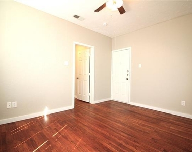 2309 Wesley Street - Photo Thumbnail 11