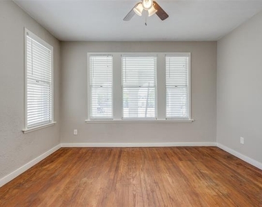 2309 Wesley Street - Photo Thumbnail 5