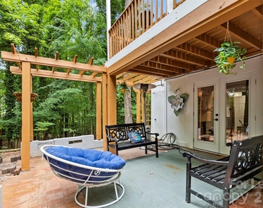 25033 Molokai Drive - Photo Thumbnail 24