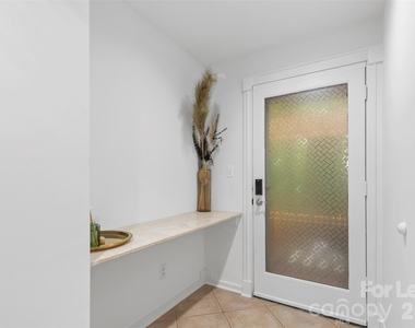 25033 Molokai Drive - Photo Thumbnail 14