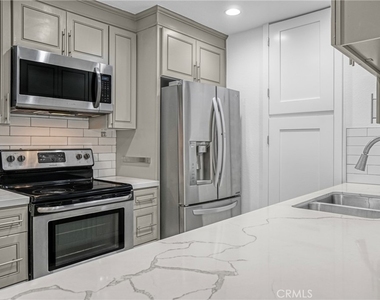 7765 W 91st St. - Photo Thumbnail 4