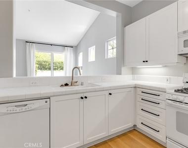 14 Celano Court - Photo Thumbnail 4