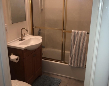 627 Rose Avenue - Photo Thumbnail 9