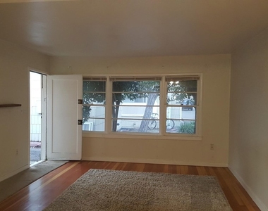 627 Rose Avenue - Photo Thumbnail 3
